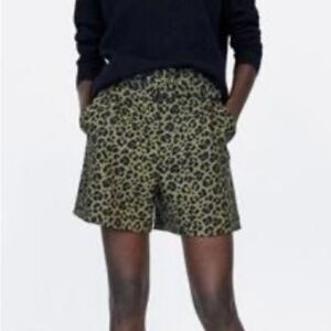 NWT Zara Green Leopard Print Women's Shorts